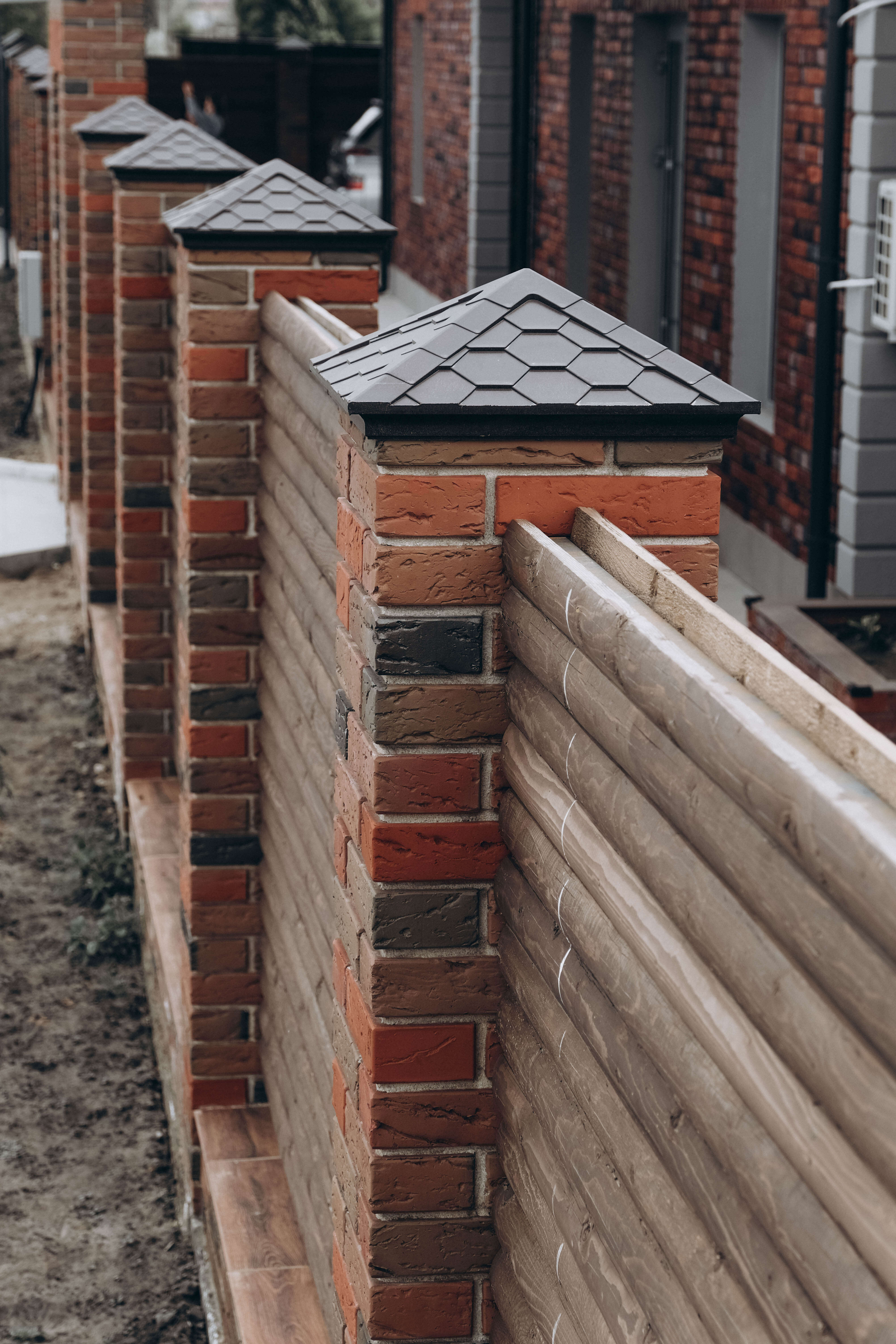 Колпак Zking Эверест Коричневый на столб 1.5х1.5 кирпича (390х390мм) в Владивостоке фото