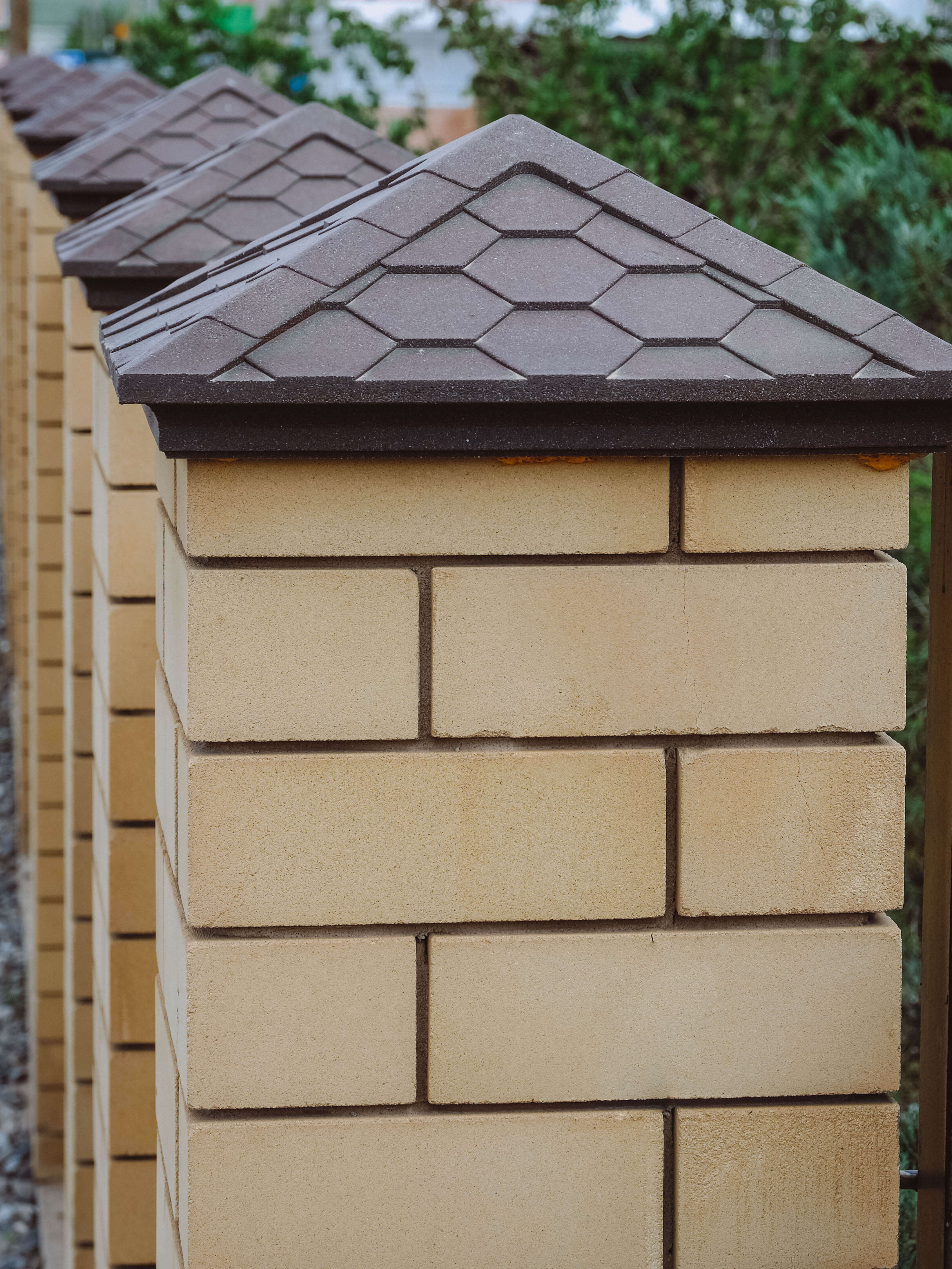 Колпак Zking Эверест Коричневый на столб 1.5х1.5 кирпича (390х390мм) в Владивостоке фото