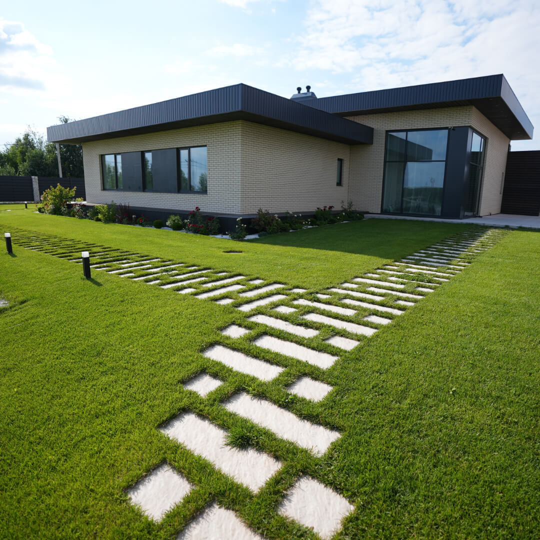 Шаговая плита STONE Светлая Галька 990х330х55мм в Владивостоке фото