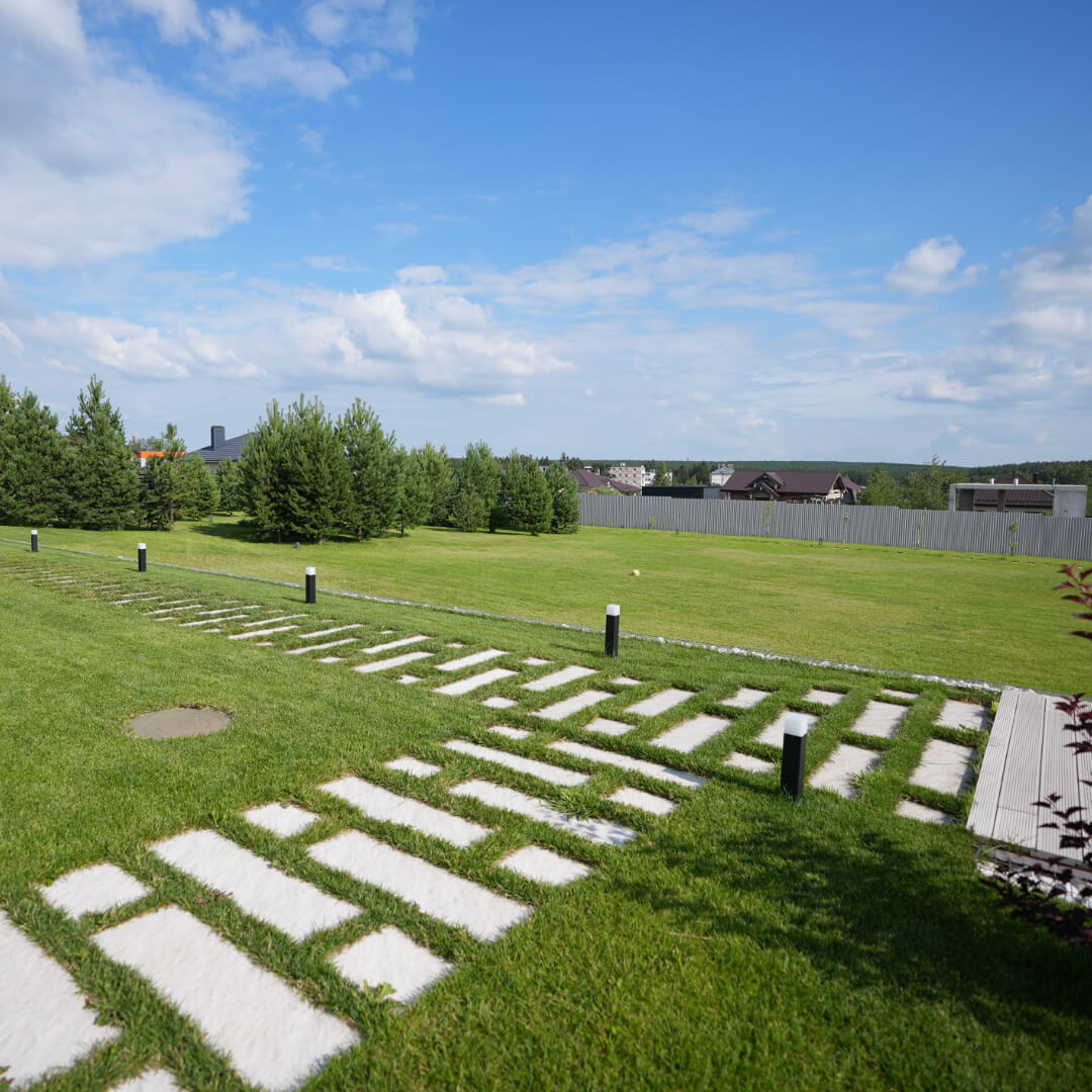 Шаговая плита STONE Светлая Галька 990х330х55мм в Владивостоке фото